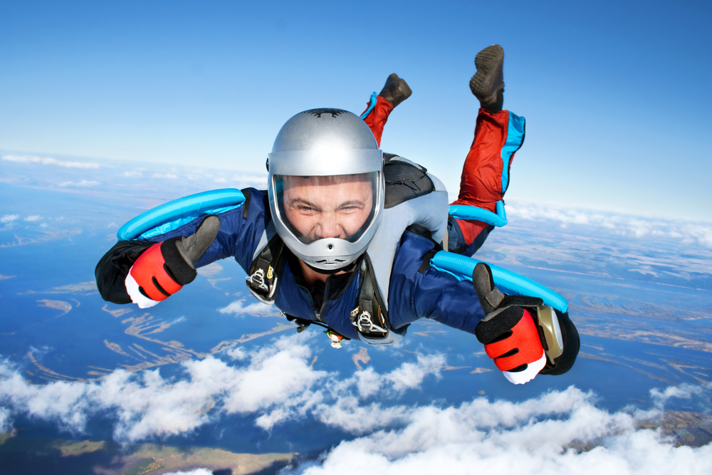 Прыжок с парашютом: похож ли он на падение
